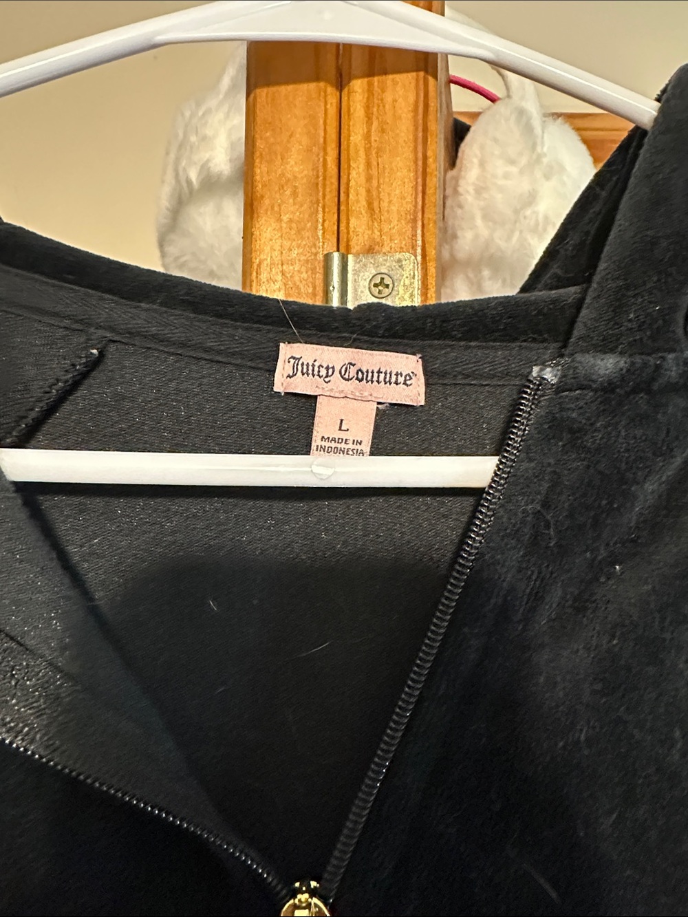 Juicy Couture Black Velour Hoodie with Pink Logo and Cream/Gold Frame - Picture 3 of 3
